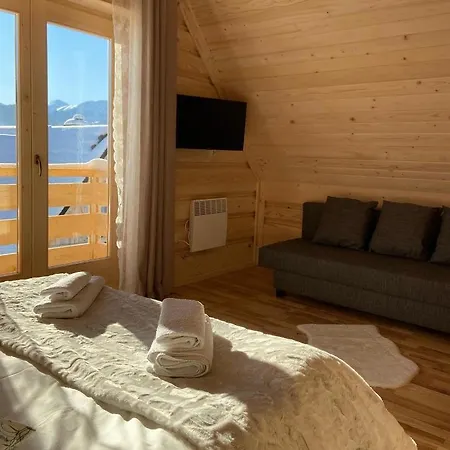 Widokowe -przystanek Salamandra Horská chata