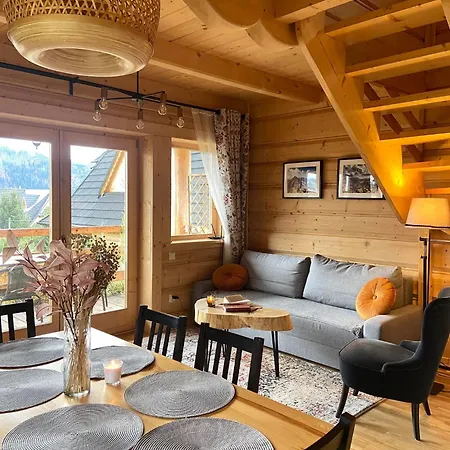 شاليه Widokowe -przystanek Salamandra كوشتيليسكا